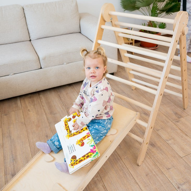 Foldable Climbing Pikler Triangle with Double-Sided Ramp